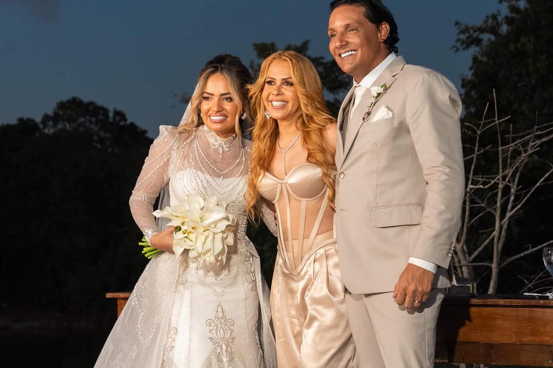 Joelma abre álbum de fotos do luxuoso casamento da filha mais velha: “Dia abençoado”