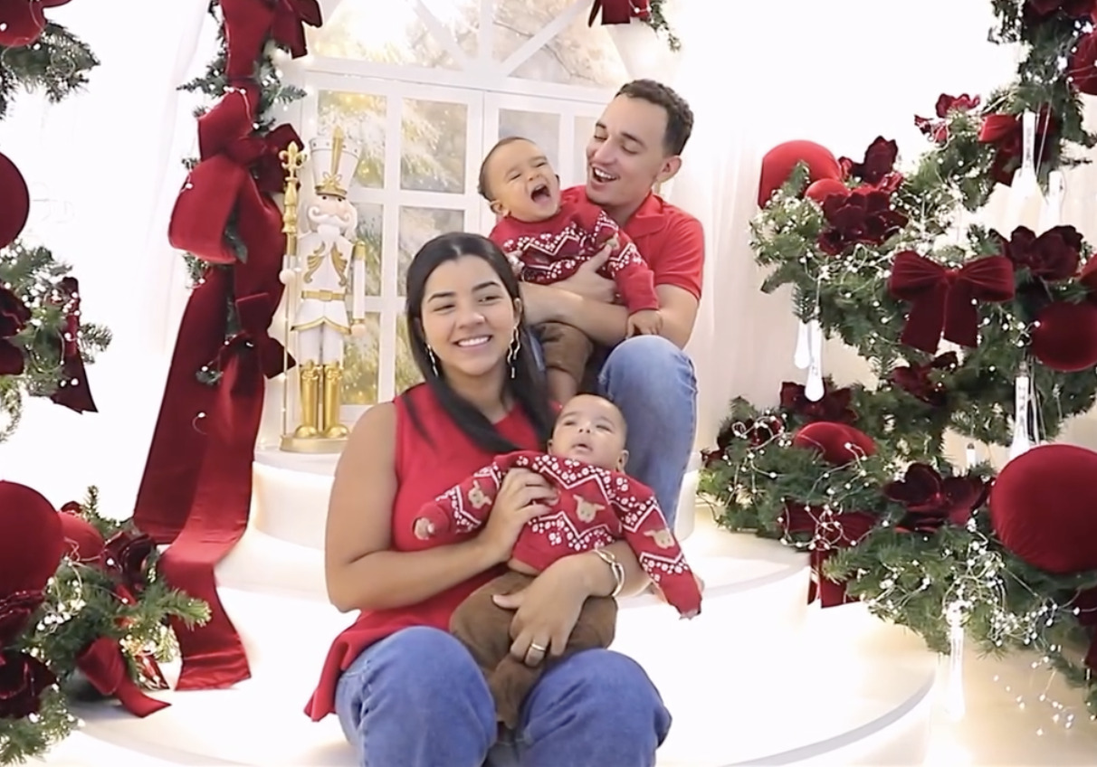 Ary Mirelle brinca sobre tamanho do seu filho caçula com João Gomes: “Bebê gigante”