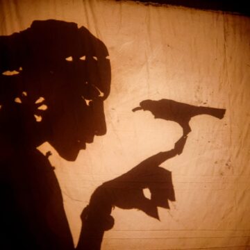 Teatro de sombras volta à cena na Bahia com “Rainha Vashti”