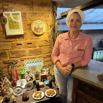 Tereza Paim é homenageada pela Câmara Municipal de Salvador por destaque no empreendedorismo feminino