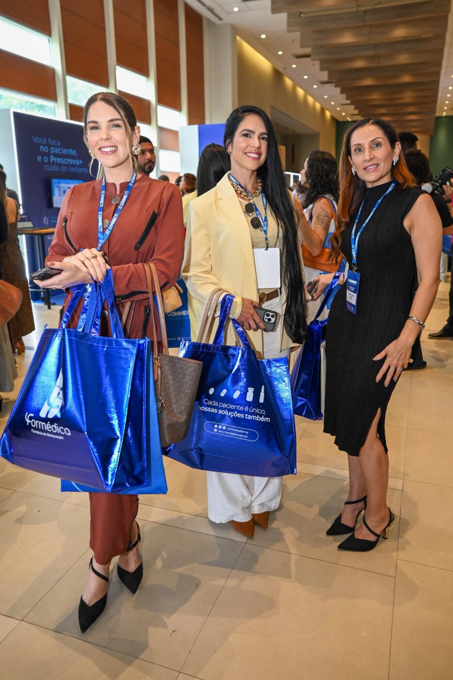 Thayana Calheira, Adriana Moura e Islane Toledo