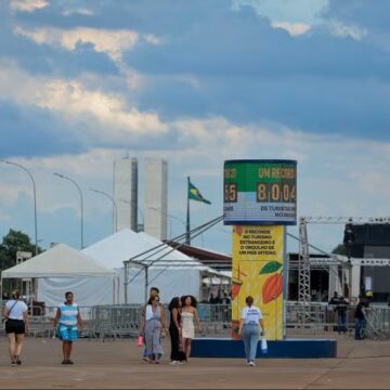 Com 8 milhões de turistas estrangeiros, Brasil instala “turistômetros” e anuncia premiação nacional
