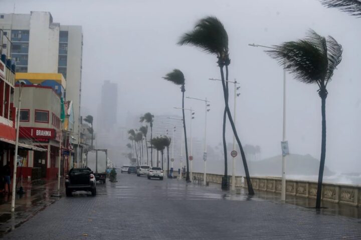 Rajadas de vento em Salvador superam previsão em mais de 80% e chegam a quase 60 km/h