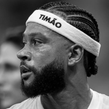 Corinthians pede que Memphis Depay deixe hotel de luxo que custa R$ 250 mil por mês