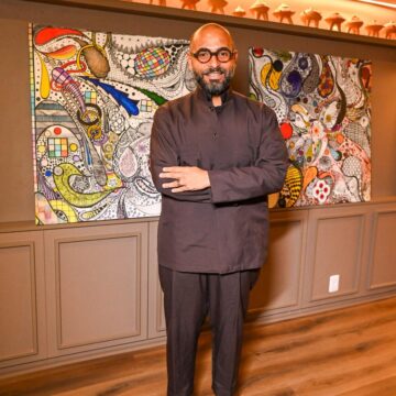 “As redes sociais aceleraram o desgaste do desejo”: Michel Alcoforado fala sobre status, consumo e desigualdade em entrevista ao Alô Alô Bahia