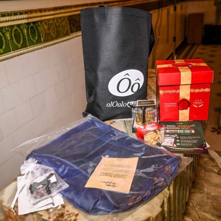 Convidados do Alô Alô Bahia recebem mimos especiais em evento de fim de ano no Palacete Tirachapéu