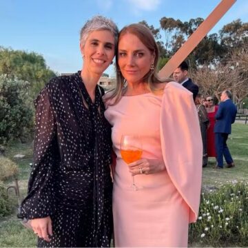 Heloísa Périssé vive namoro discreto com diretora de TV