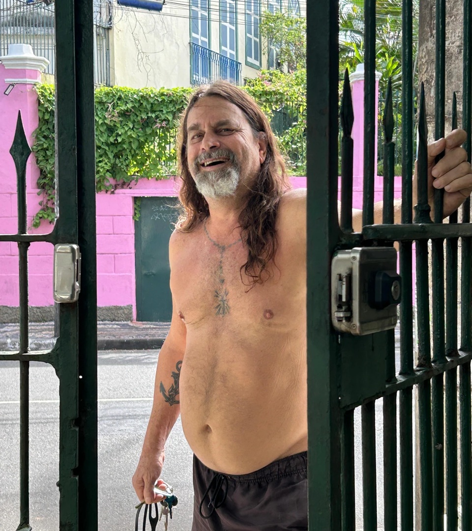 Conheça Alberto Magno de Freitas, o mergulhador da madrugada e dono d’A Borracharia