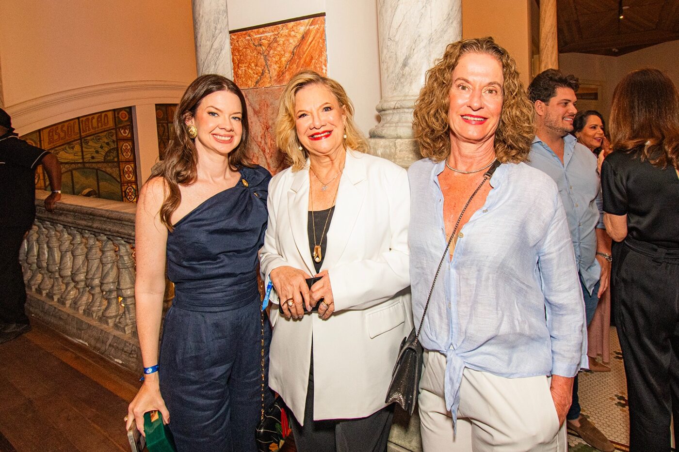 Biga Suarez prestigia festa de fim de ano do Alô Alô Bahia em Salvador