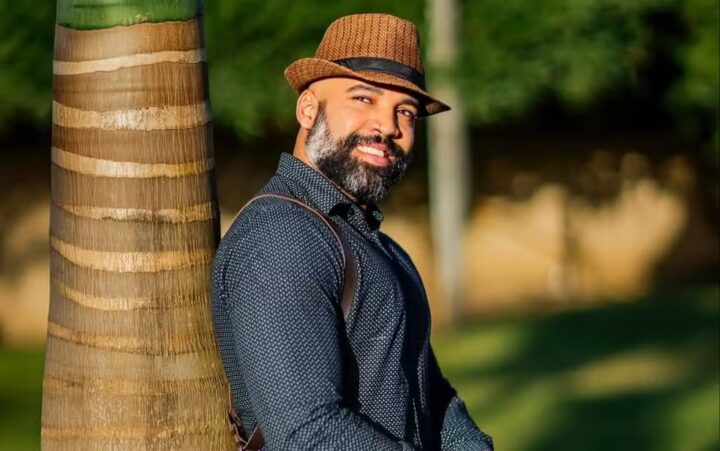 Baiano viraliza na internet ao abordar desconhecidos na rua para sessão de fotos