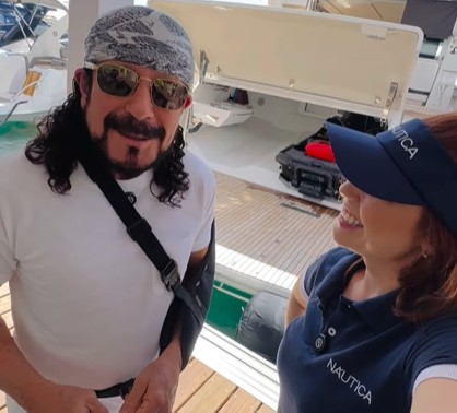 Bell Marques marca presença no Salvador Boat Show 2025 e se diz encantado com embarcações