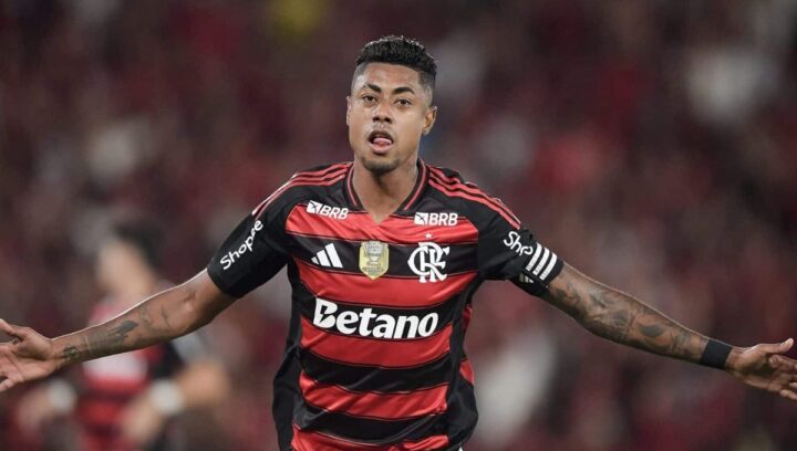 Flamengo empata com Galo e se aproxima de título do Brasileirão após gol de Bruno Henrique no fim