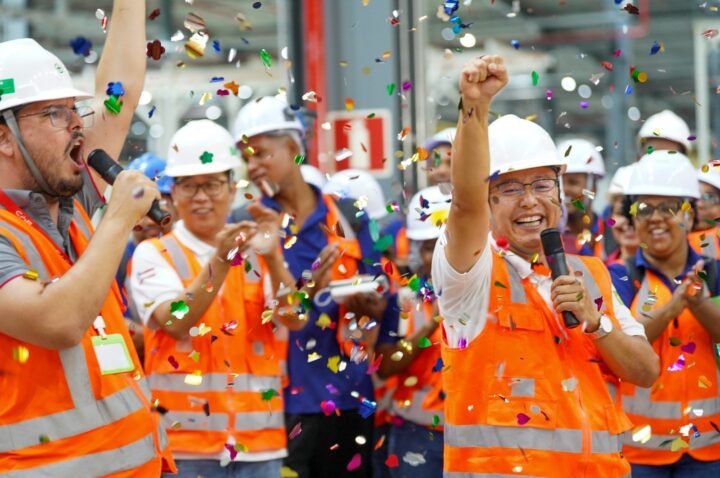 BYD alcança marca de 10 mil carros produzidos na fábrica de Camaçari