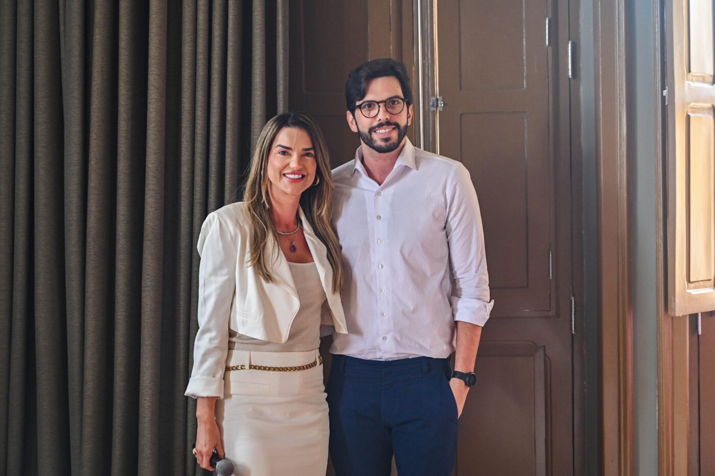 Roberta Caires e Pedro Dornas