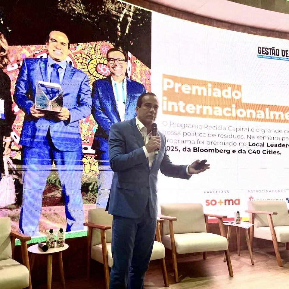 Salvador apresenta iniciativas de destaque mundial em painel oficial da COP30