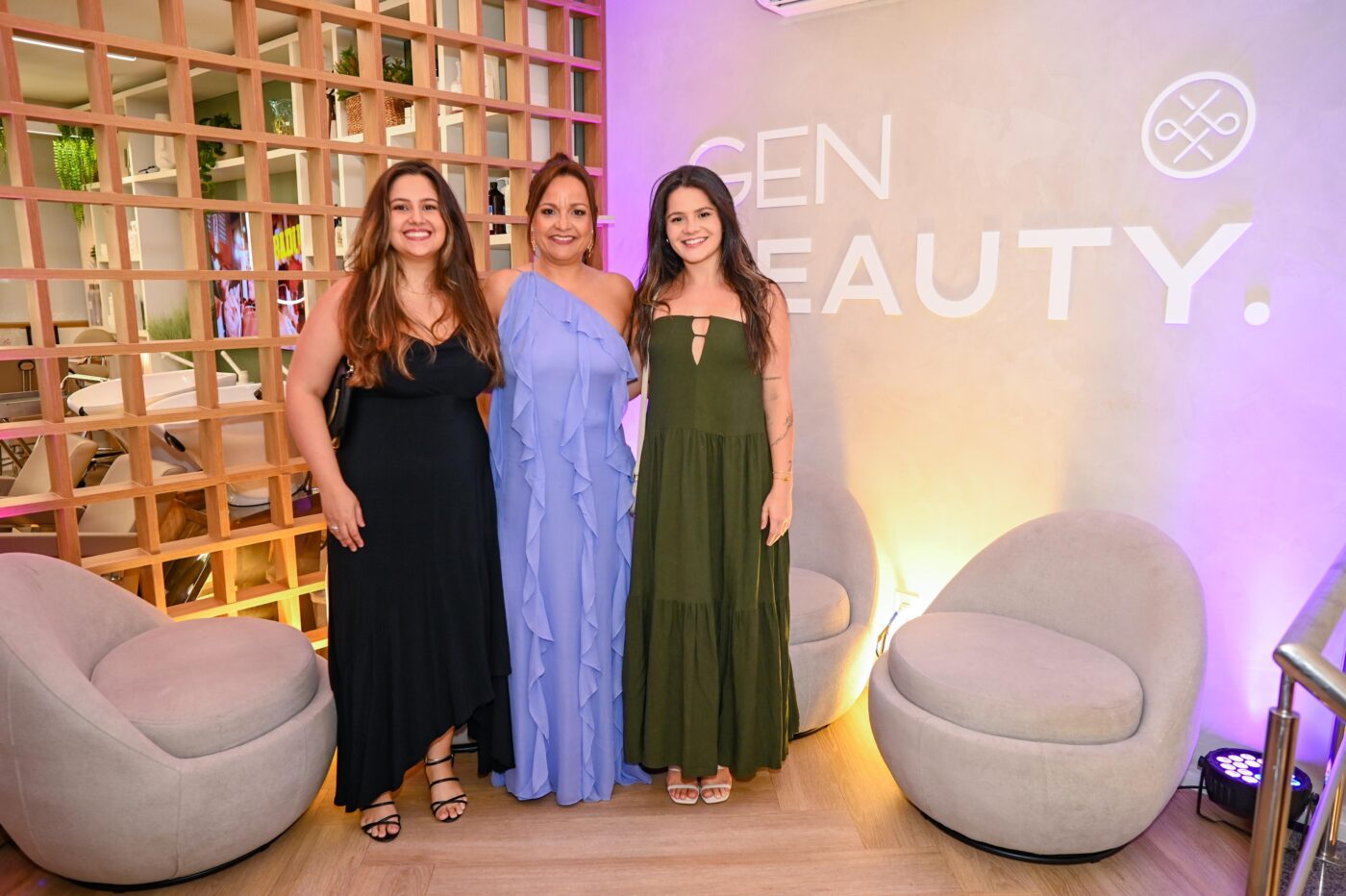 Giovanna Costa, Érika Oliveira e Gabriella Garcia