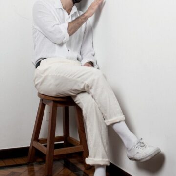 Primeiro álbum solo de Zeca Veloso, filho de Caetano, ganha data de lançamento; vem saber