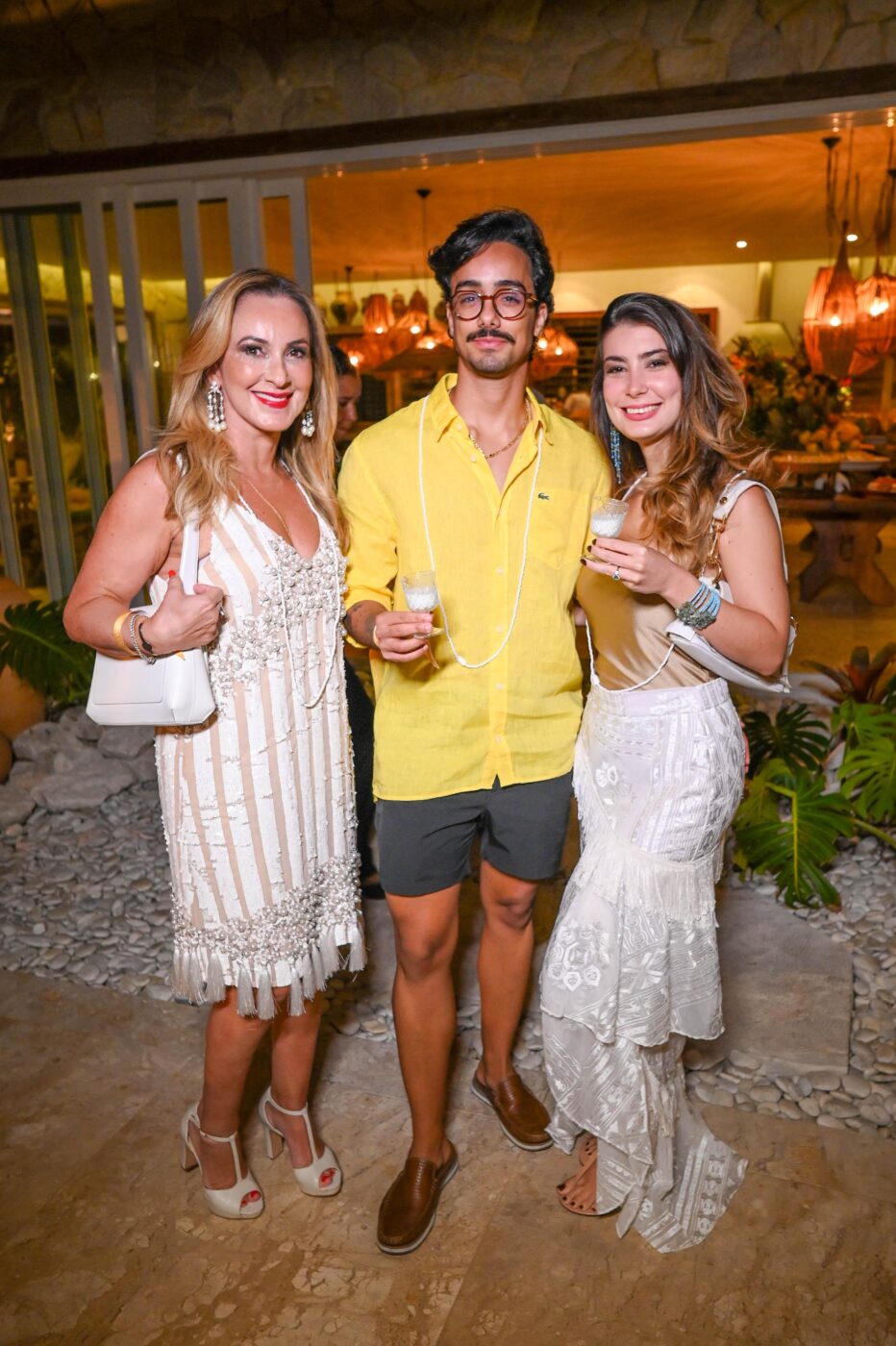 Cláudia, Mariano Belfort e Isadora Seixas