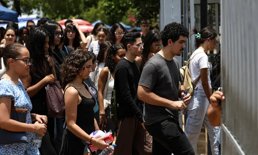 Enem 2025: cerca de 70% dos inscritos fizeram as duas etapas da prova; governo anuncia novidades para 2026