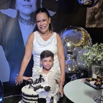 Filho de Marília Mendonça participa da festa de 57 anos da avó Ruth Moreira