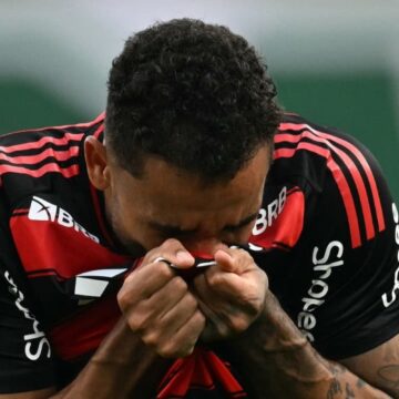 Herói do título do Flamengo, Danilo revela drama familiar um dia antes da final