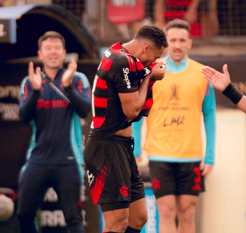 Com 25 títulos, Brasil iguala Argentina no topo da Libertadores