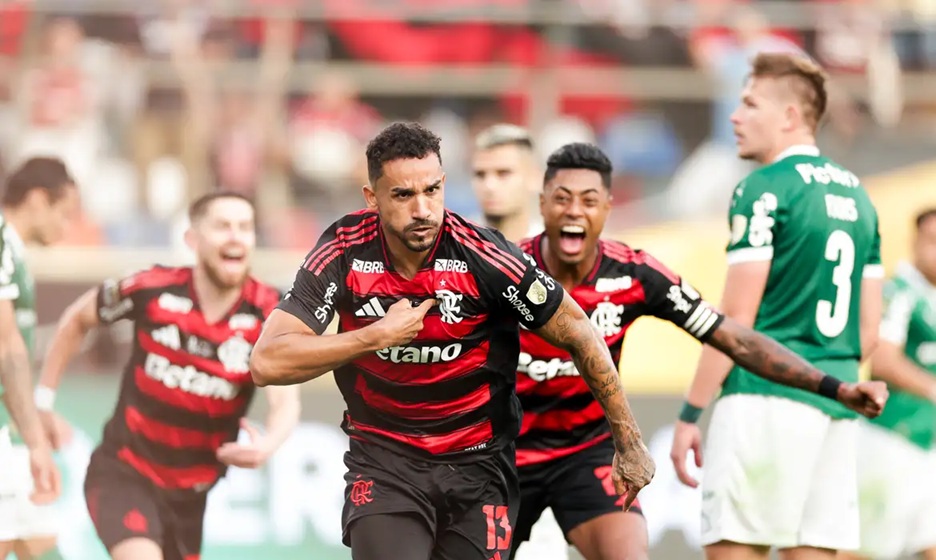 Flamengo supera Palmeiras e vira 1º brasileiro tetra da Libertadores