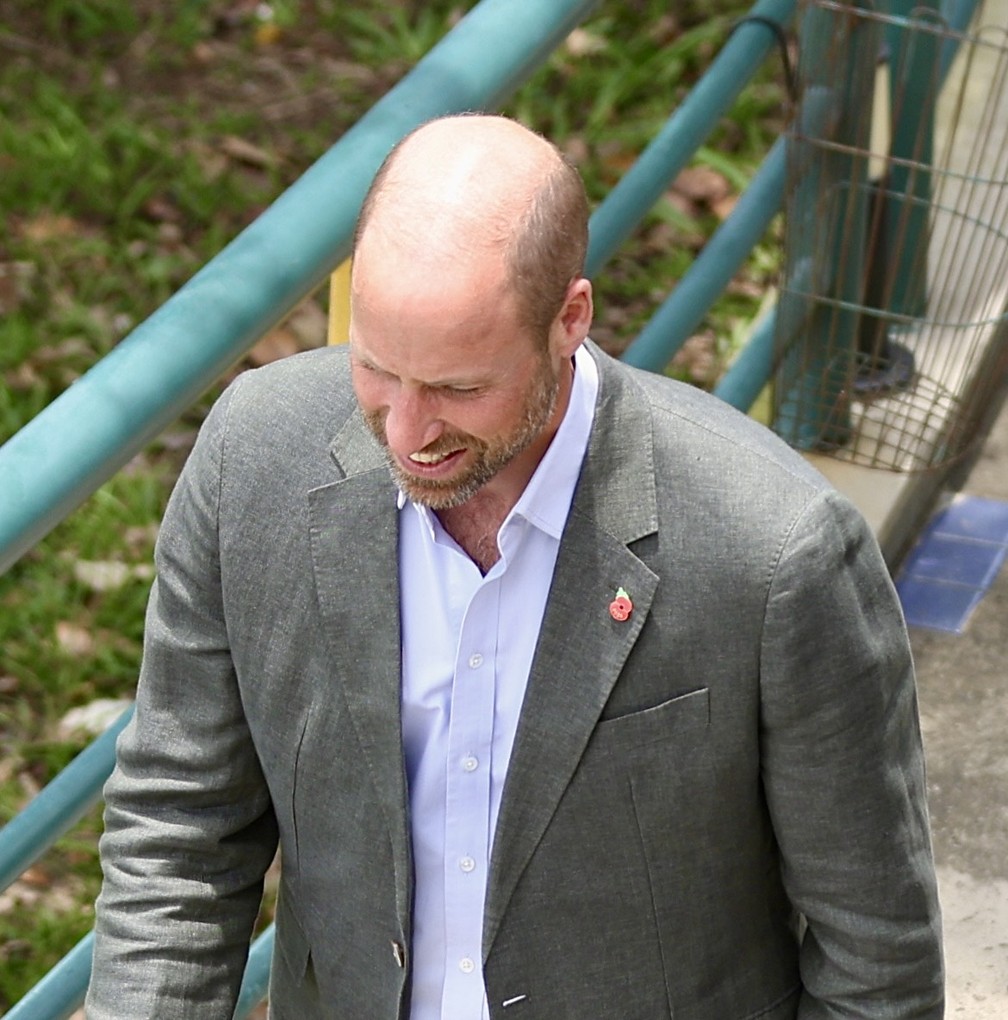 Príncipe William desembarca no Rio de Janeiro e visita famoso ponto turístico da cidade