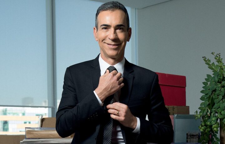 César Tralli fala sobre cuidados com a mente e importância da religião em sua vida: “Me considero bem cristão”