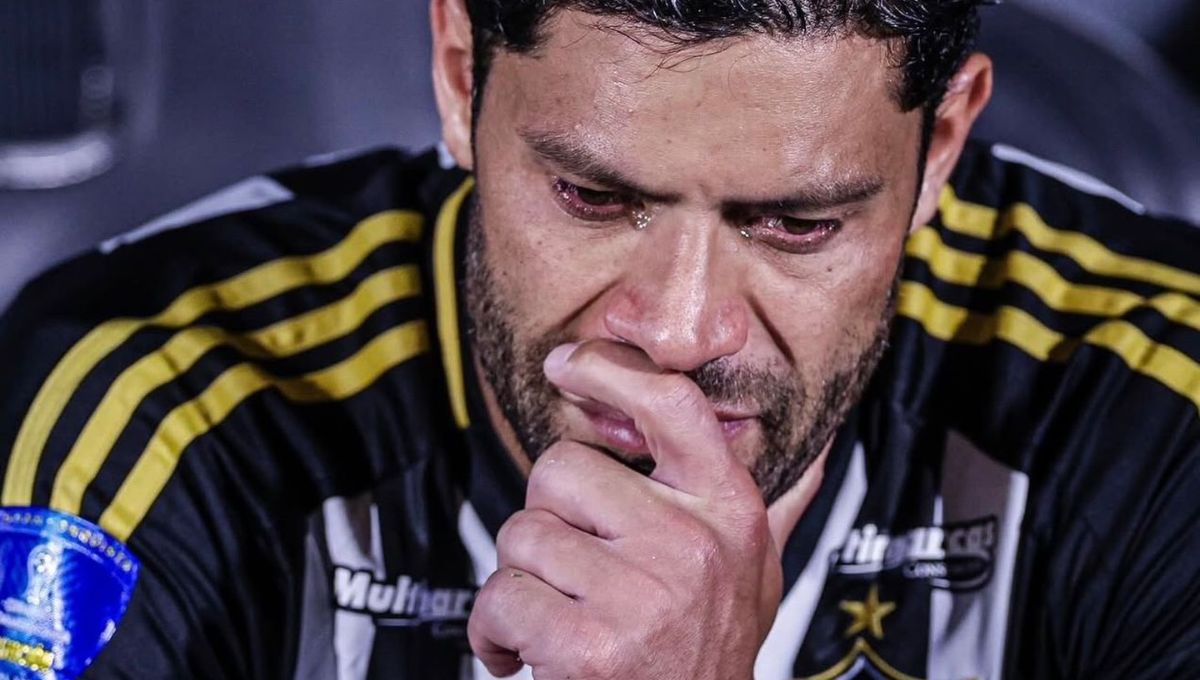 ‘Poucos reconhecem o esforço’: Hulk desabafa após perda do título da Copa Sul-Americana