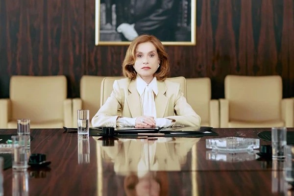 Estrela do cinema francês, atriz Isabelle Huppert chega a Salvador para encontro raro com o público