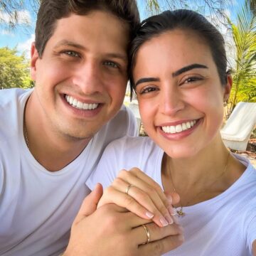 João Campos anuncia noivado com Tabata Amaral e se declara: ‘Te amo demais’