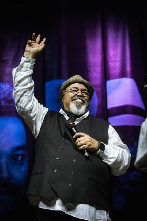 Jorge Aragão celebra 50 anos de carreira com show gratuito em Salvador