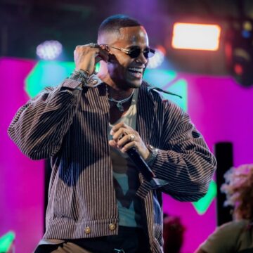 Salvador Capital Afro: Léo Santana celebra 20 anos de carreira com show gratuito nesta quinta(20)