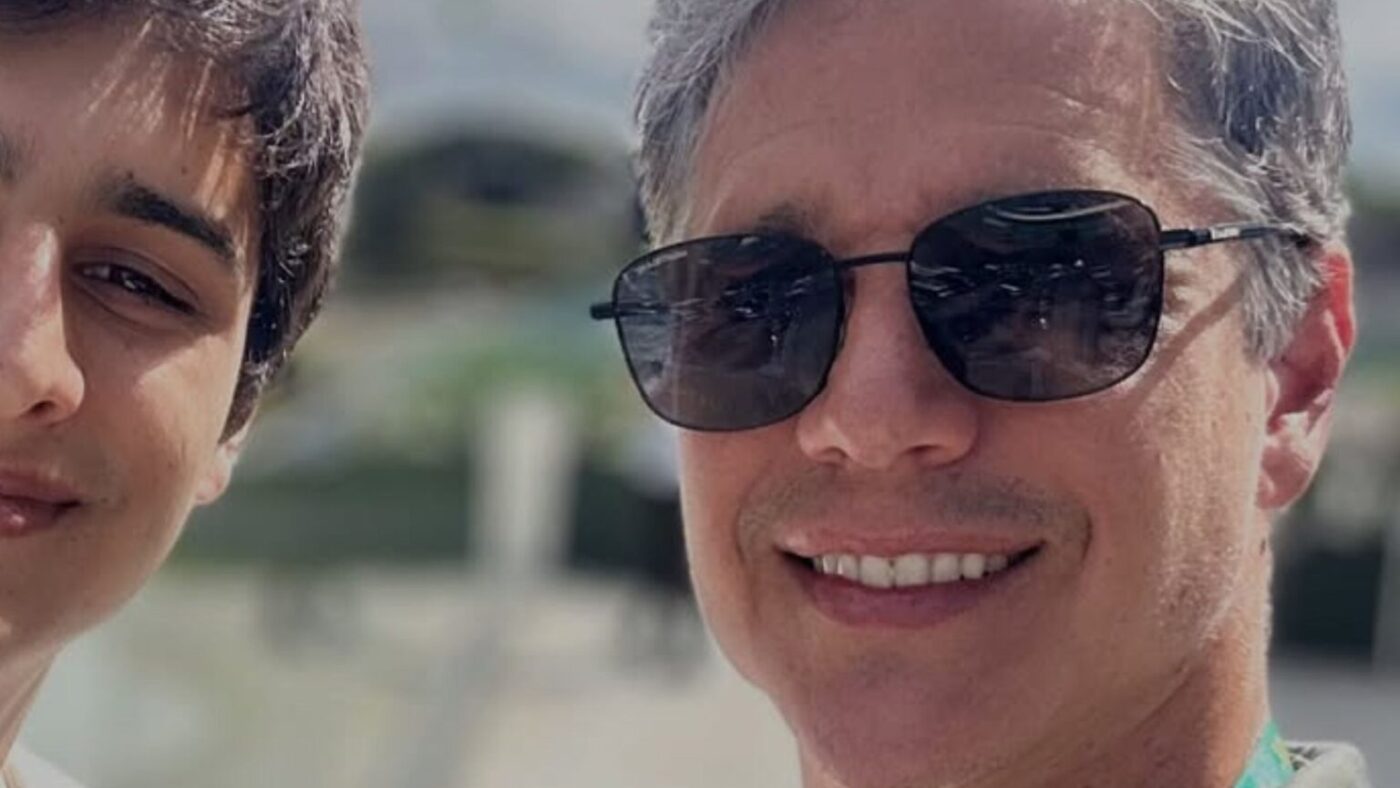 Marcio Garcia chama atenção ao postar fotos com o filho mais velho: ‘Lindos’