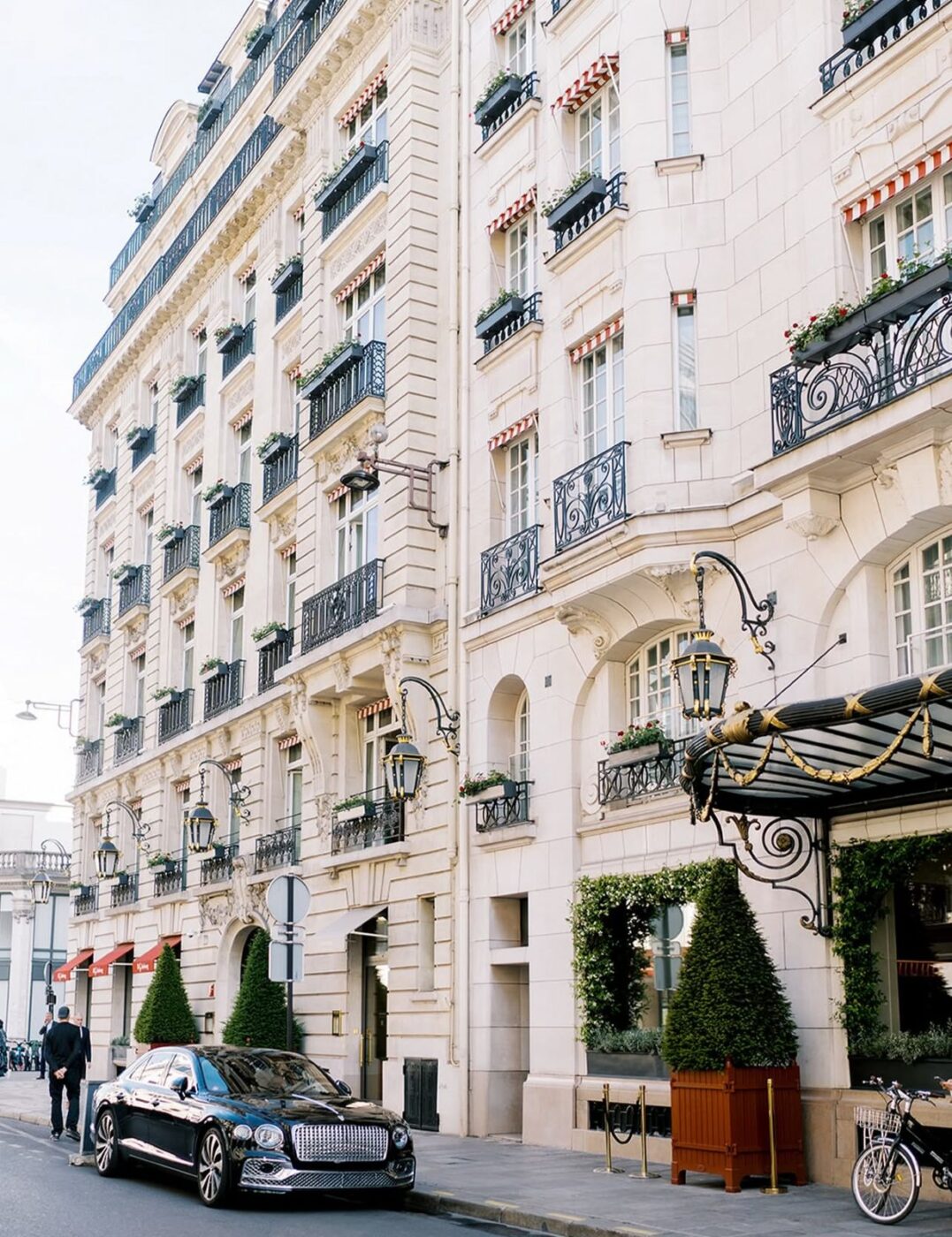 Le Bristol Paris é eleito um dos 20 melhores hotéis do mundo em 2025