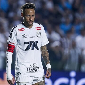 Neymar sofre nova lesão e não deve mais jogar em 2025