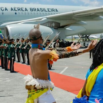 Lula desembarca na África do Sul para participar da Cúpula do G20