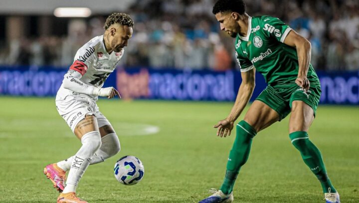 Palmeiras leva gol no fim, perde para o Santos e deixa a liderança do Brasileirão; veja lances