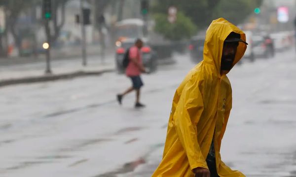 Inmet emite alerta de temporal para oito estados brasileiros