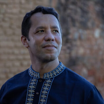 “Gesto é importante, mas precisamos de mais”, diz Itamar Vieira Junior sobre manifesto de escritores contra o uso de plástico