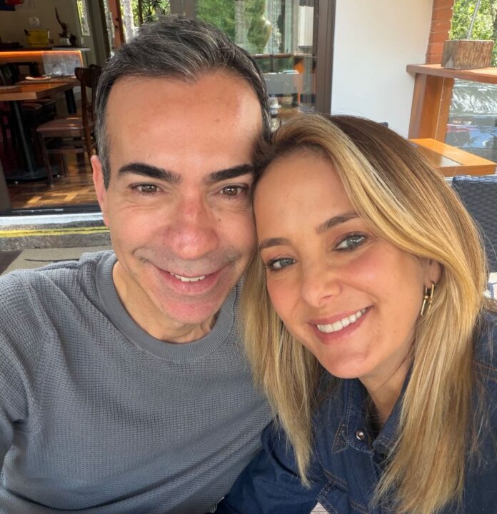 Morando em cidades diferentes, Ticiane e Tralli curtem fim de semana juntos em SP