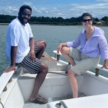 Lázaro Ramos faz relato emocionante sobre maus-tratos sofridos pela mãe: “É muito difícil”