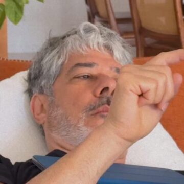 William Bonner surge à vontade após se despedir do ‘Jornal Nacional’, e esposa se declara