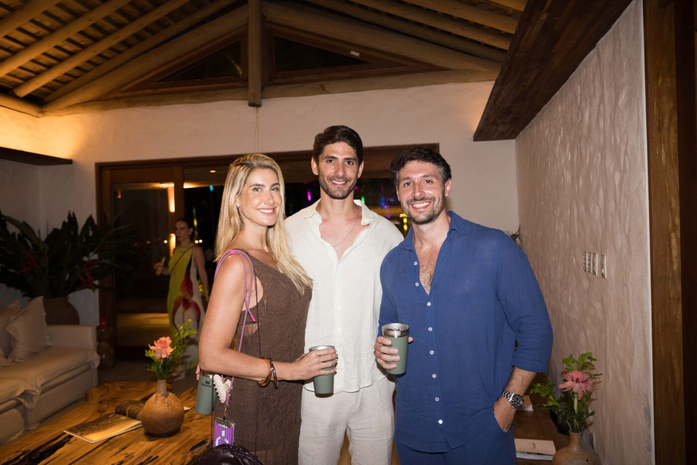 Stéphanie Benikes, Henderson Gama e Thiago Rego