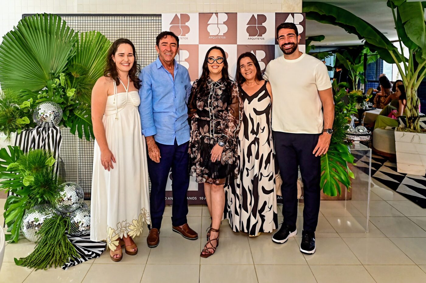 Maria Cecília, João Marlon, Aline, Wicerlane e João Mateus Sodré