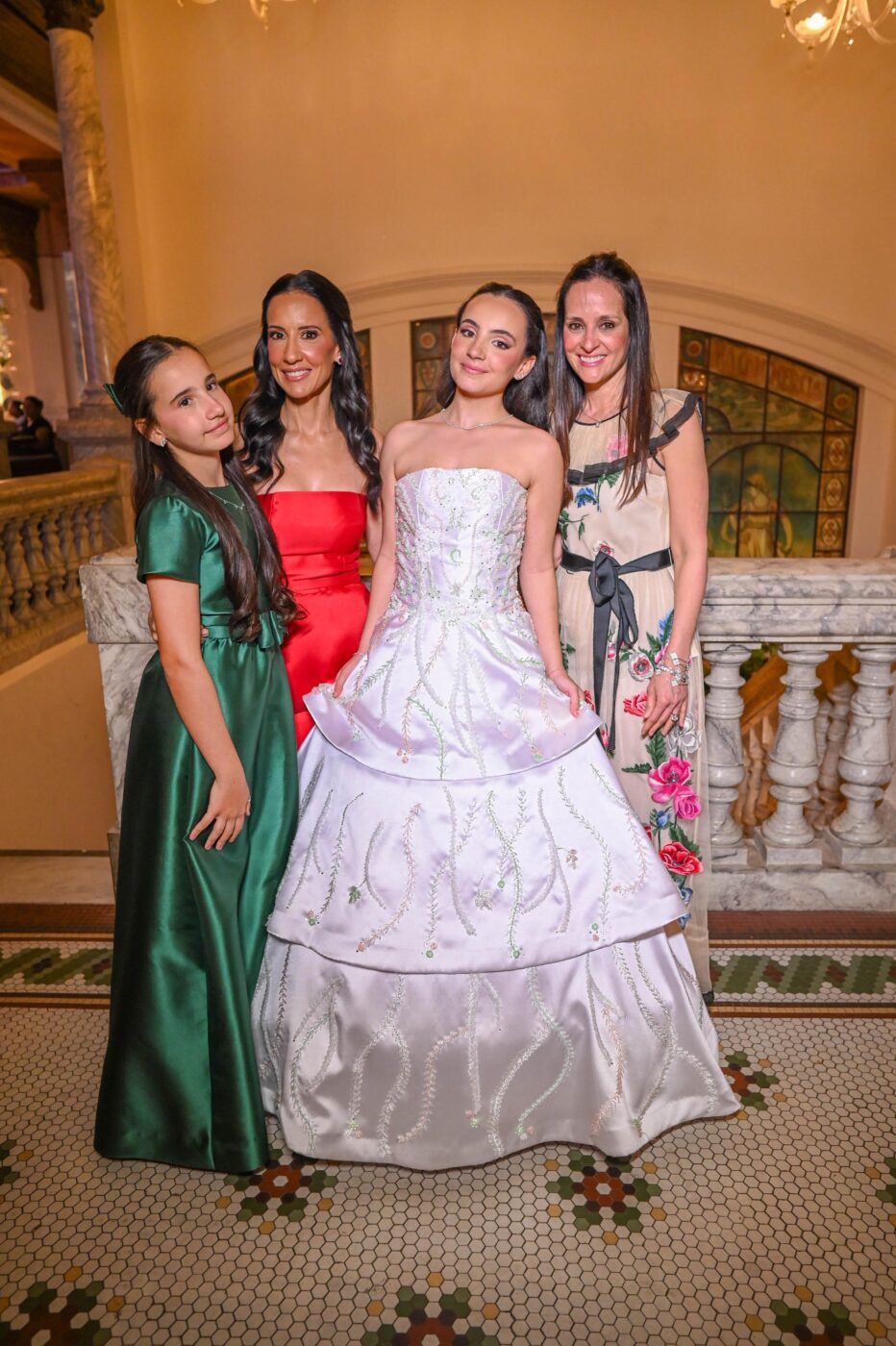 Rafaella Andrade Dracoulakis, Marianna Andrade, Giovanna Andrade Dracoulakis e Flávia Abubakir
