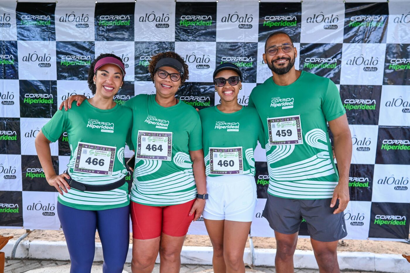 Suelen Gaspar, Márcia Gomes, Emily Oliveira e Alexandre Oliveira