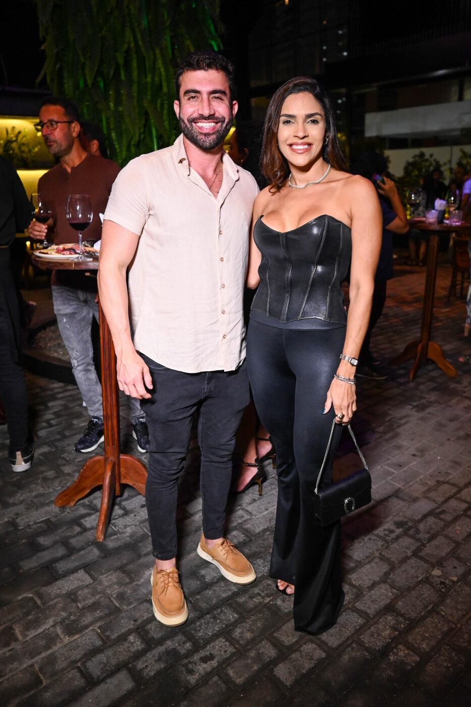 Raphael Oliveira e Jessica Muniz