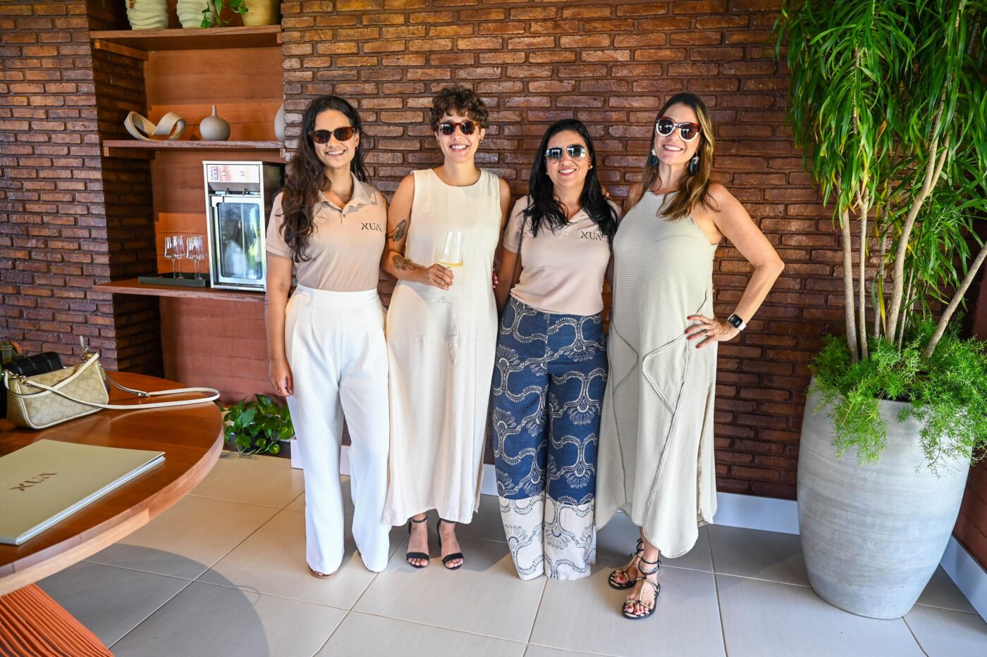 Juna Santos, Yalle Lobo, Tainah Carvalho e Aline Lazar